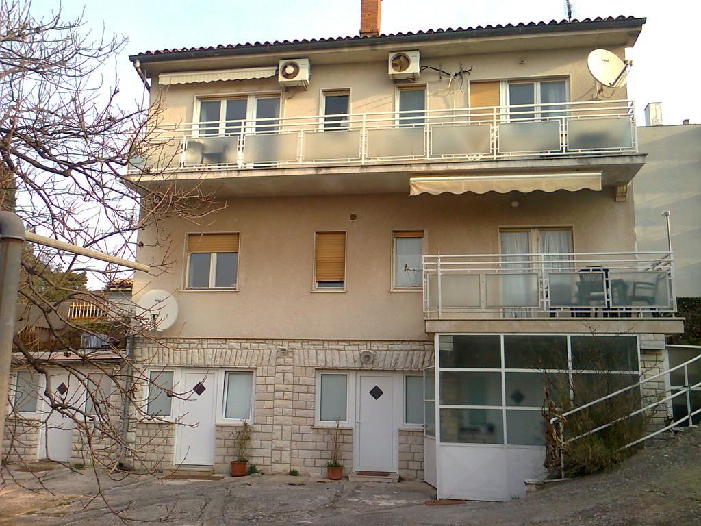 Apartment For Holidays In Pula Habitación foto