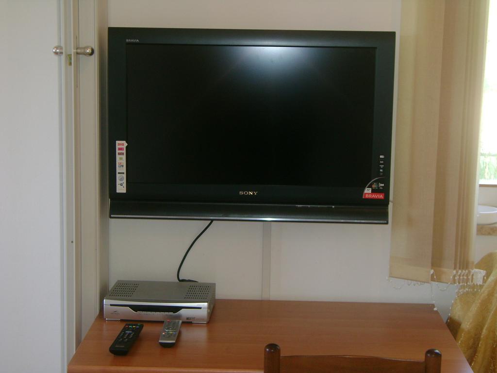 Apartment For Holidays In Pula Habitación foto